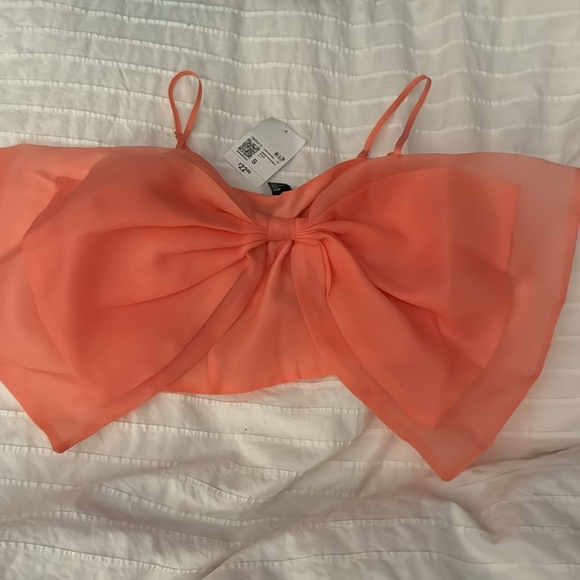 Forever 21 Tops - Statement Bow 🎀 Cropped Cami, S